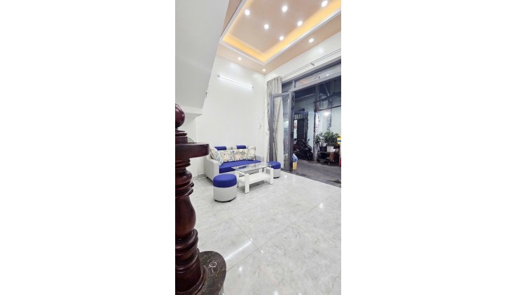 NGAY CHỢ GÒ XOÀI, 32M2, 2 TẦNG, HẺM 5M SÁT MẶT TIỀN, SỔ ĐẸP GIÁ NHỈNH 3 TỶ